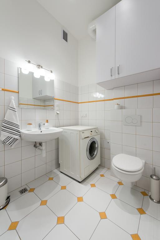 Style4Rent Sunny Old Town Apartments Krakow Ngoại thất bức ảnh